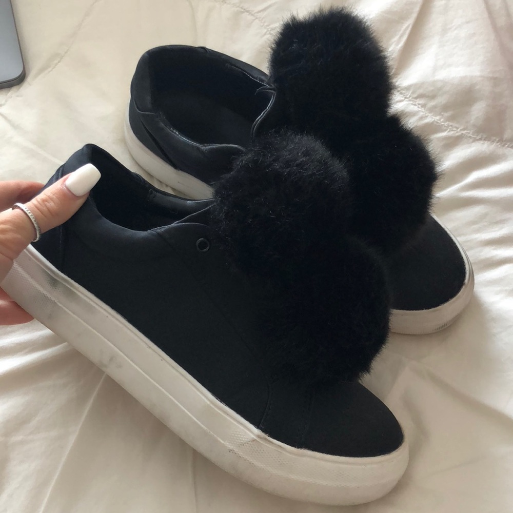 Fluff ball slip ons